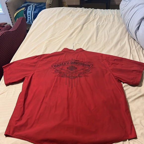 4 collared Button down Harley Davidson shirts!! - Picture 2 of 8